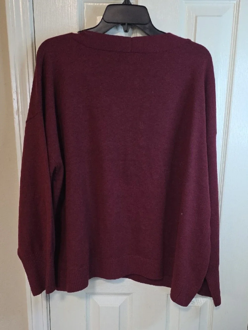 Ava & Viv Burgundy Button-Front V-Neck Cardigan